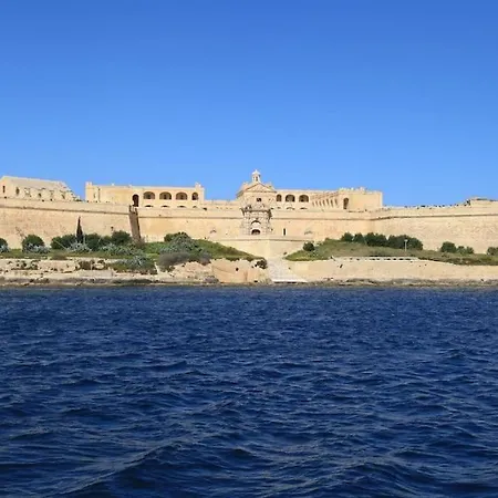 Lovely Maisonette Located In By 360 Estates Appartamento Gzira