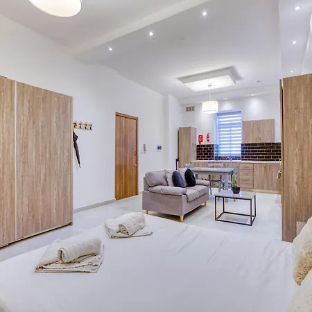 Appartamento Lovely Maisonette Located In By 360 Estates